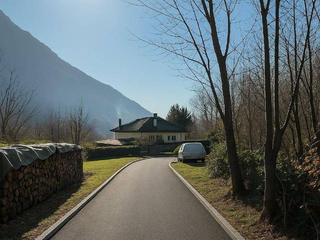 Villa in vendita a Casale Corte Cerro VB
