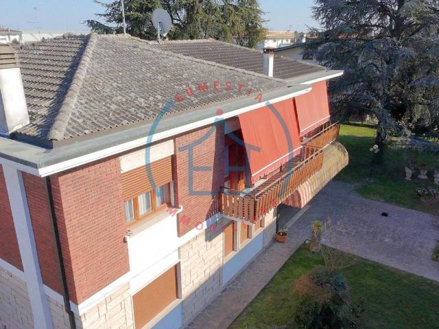 Villa in vendita a Casale di Scodosia PD