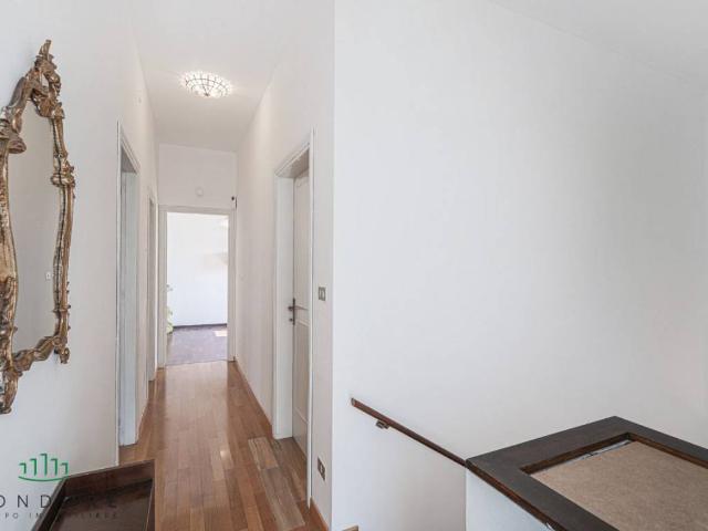 Villa in vendita a Casalecchio di Reno BO