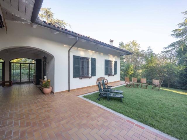 Villa in vendita a Casalecchio di Reno BO