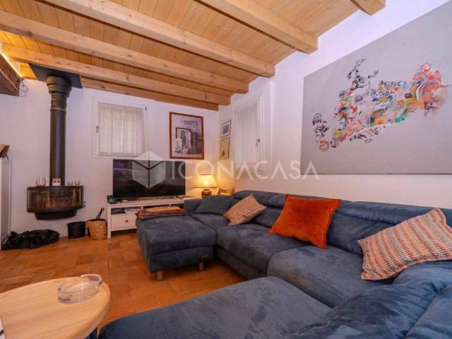 Villa in vendita a Casalecchio di Reno BO