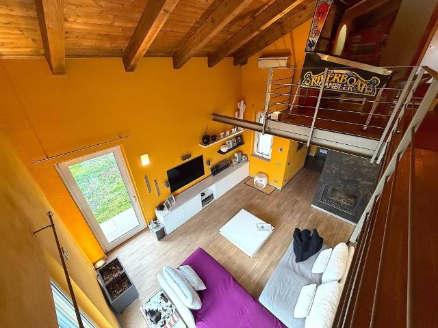 Villa in vendita a Casaleggio Novara NO
