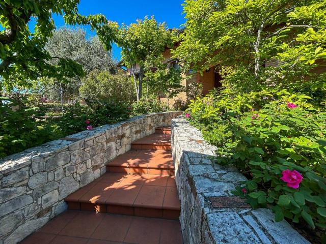 Villa in vendita a Casalgrande RE