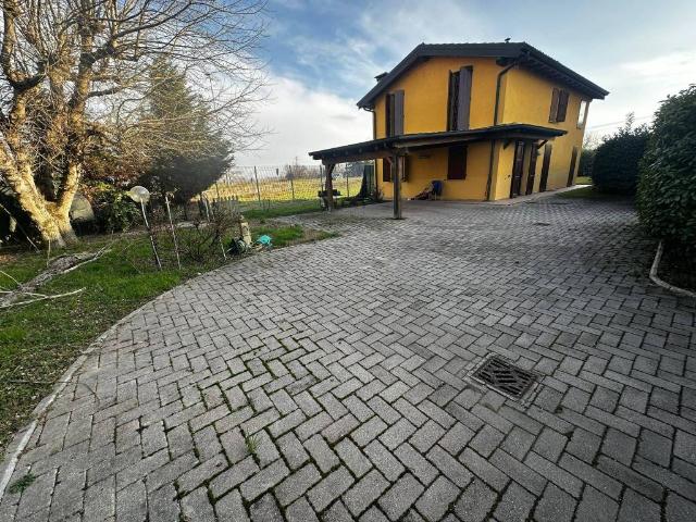 Villa in vendita a Casalgrande RE