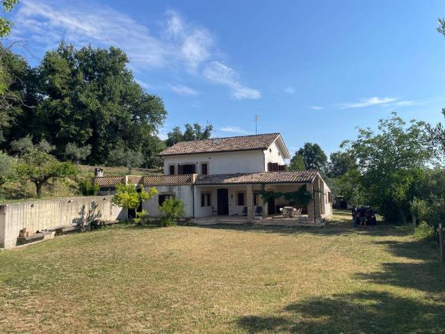 Villa in vendita a Casalincontrada CH