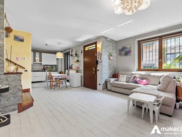 Villa in vendita a Casalmaiocco LO