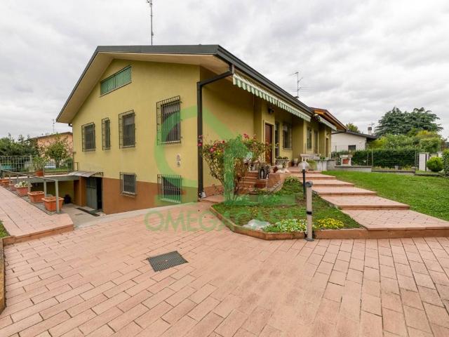 Villa in vendita a Casalpusterlengo LO