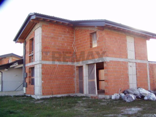 Villa in vendita a Casalromano MN
