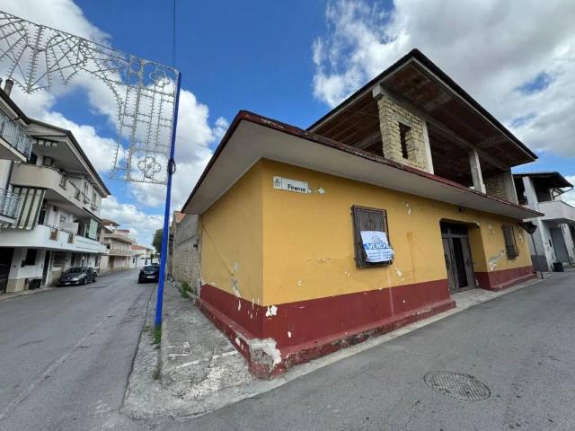 Villa in vendita a Casapesenna CE