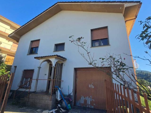 Villa in vendita a Casarza Ligure GE