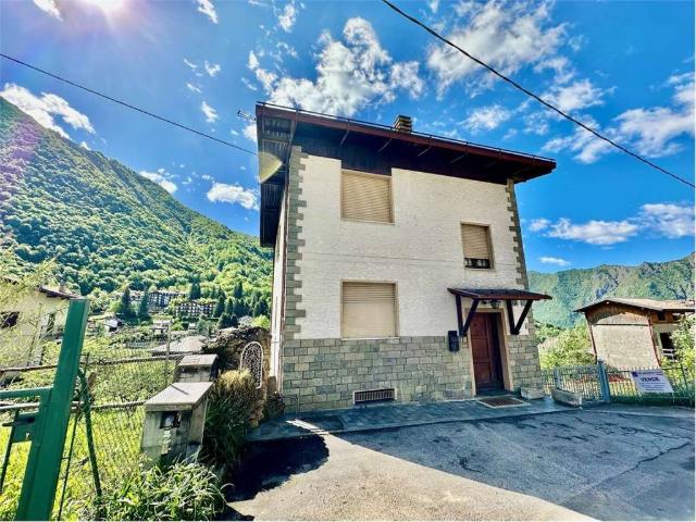 Villa in vendita a Casargo LC