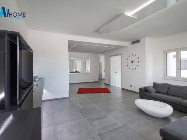 Villa in vendita a Casatenovo LC