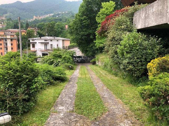 Villa in vendita a Casazza BG