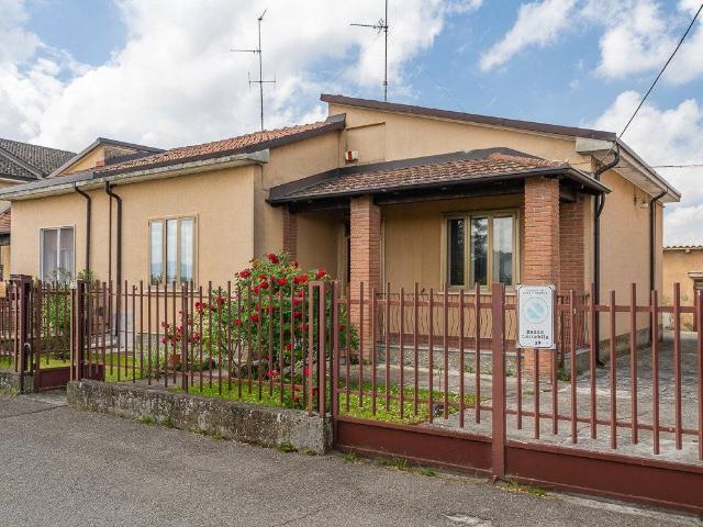 Villa in vendita a Casei Gerola PV