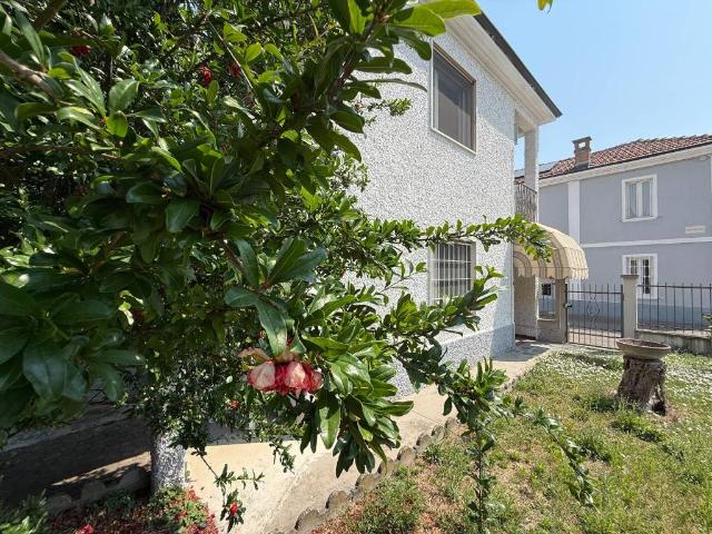 Villa in vendita a Casei Gerola PV