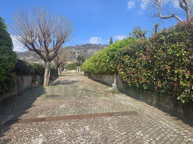 Villa in vendita a Caserta