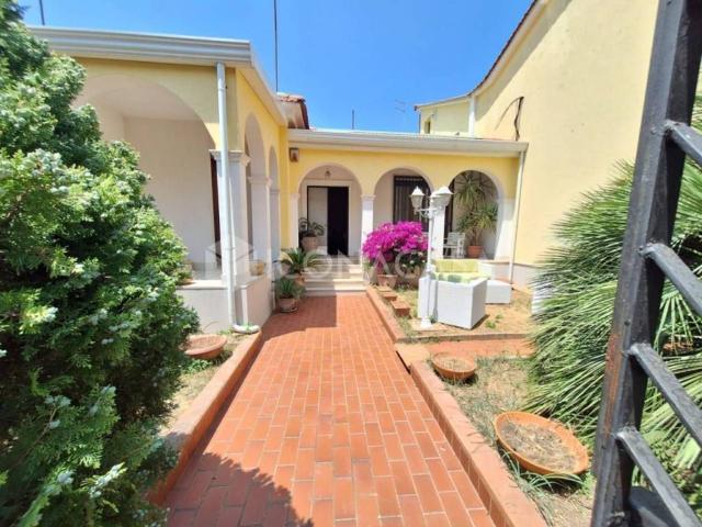 Villa in vendita a Caserta CE
