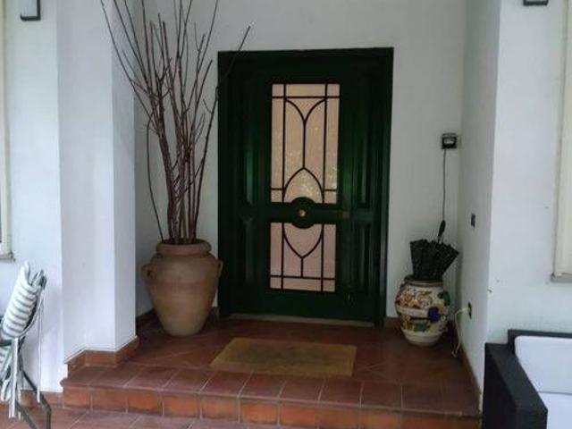 Villa in vendita a Caserta CE