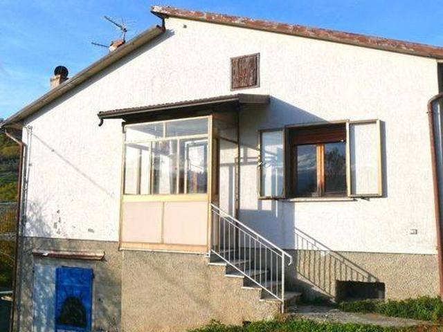 Villa in vendita a Casola in Lunigiana MS