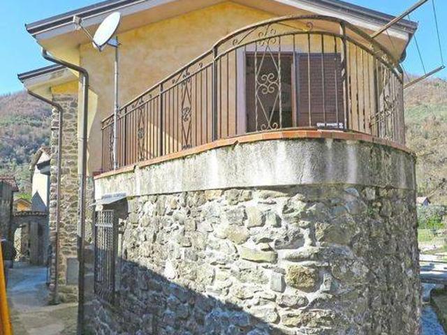 Villa in vendita a Casola in Lunigiana MS