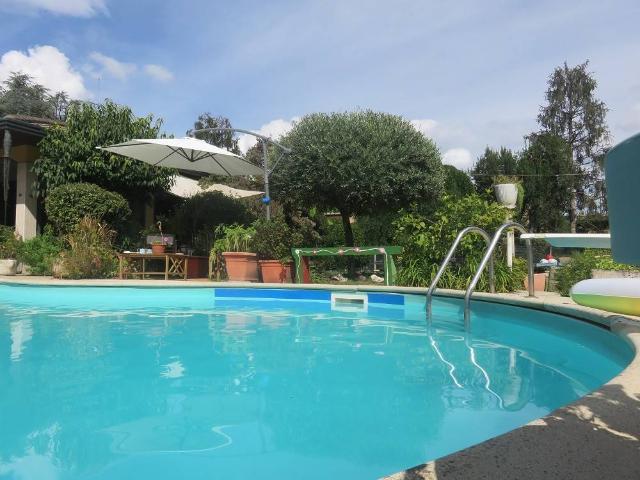 Villa in vendita a Casorate Sempione VA