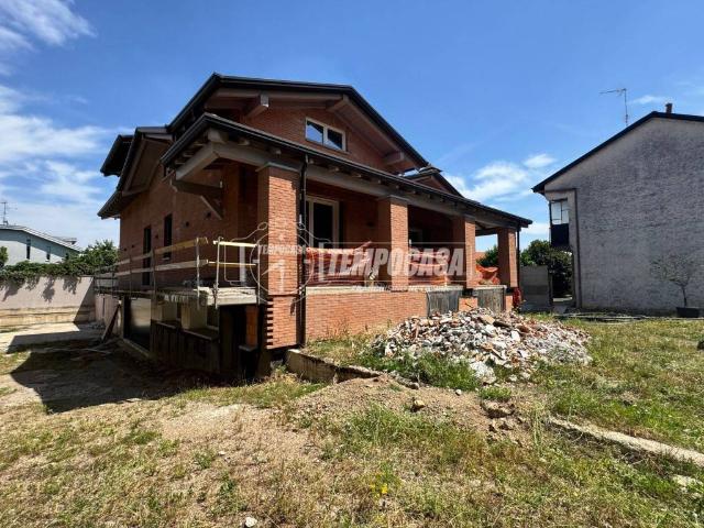 Villa in vendita a Casorezzo MI