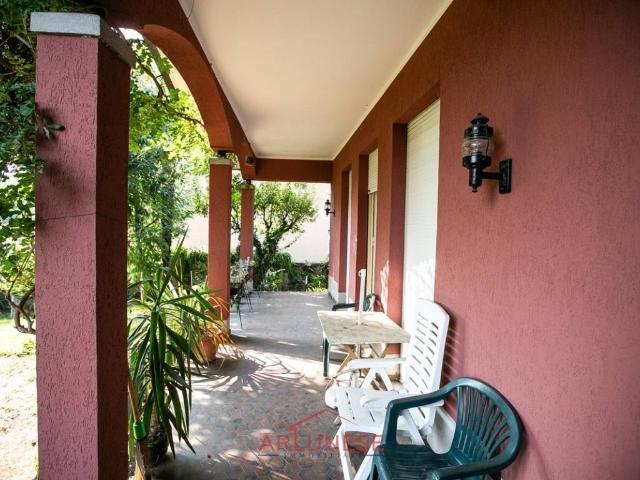 Villa in vendita a Casorezzo MI