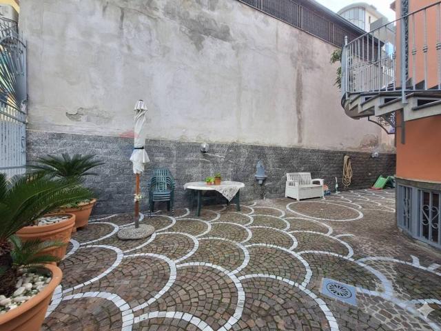 Villa in vendita a Casoria