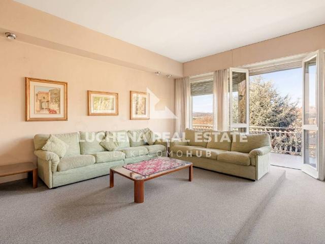 Villa in vendita a Casnate con Bernate CO