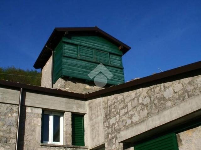 Villa in vendita a Casnigo BG