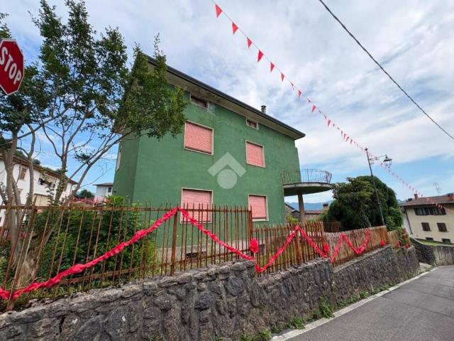 Villa in vendita a Casnigo BG