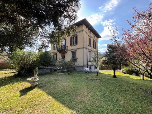 Villa in vendita a Casnigo BG