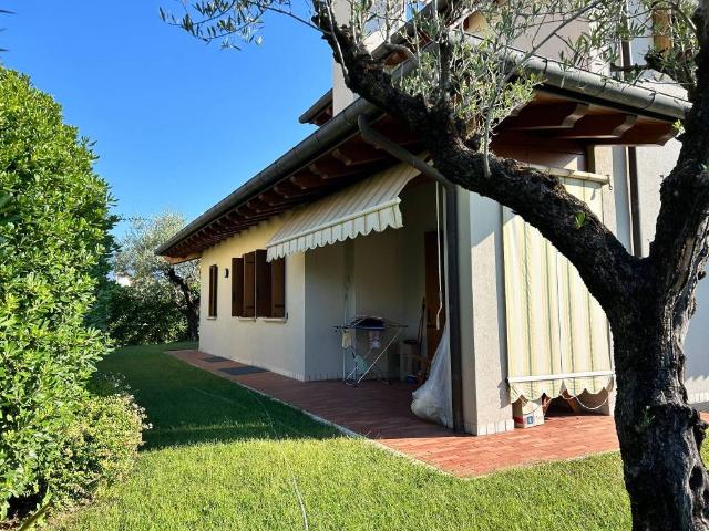 Villa in vendita a Cassola VI