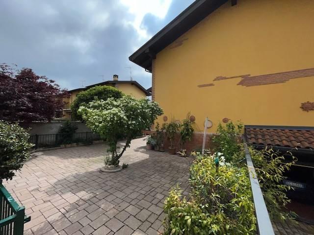 Villa in vendita a Cassolnovo PV