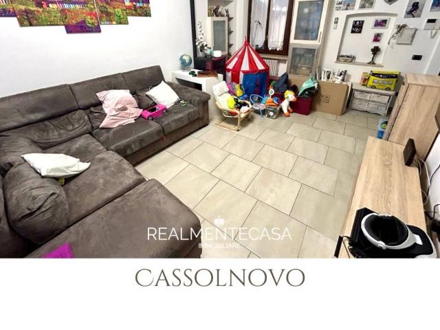 Villa in vendita a Cassolnovo PV