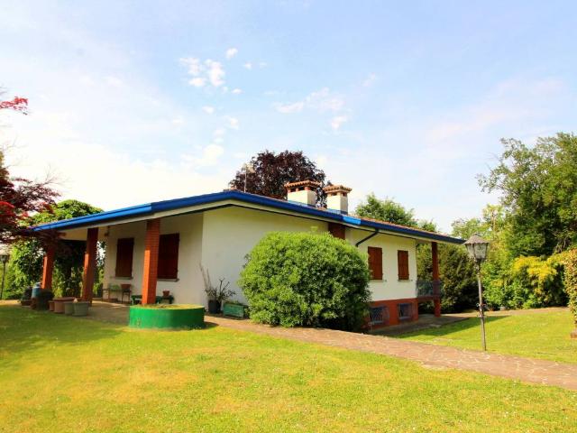 Villa in vendita a Cassacco UD