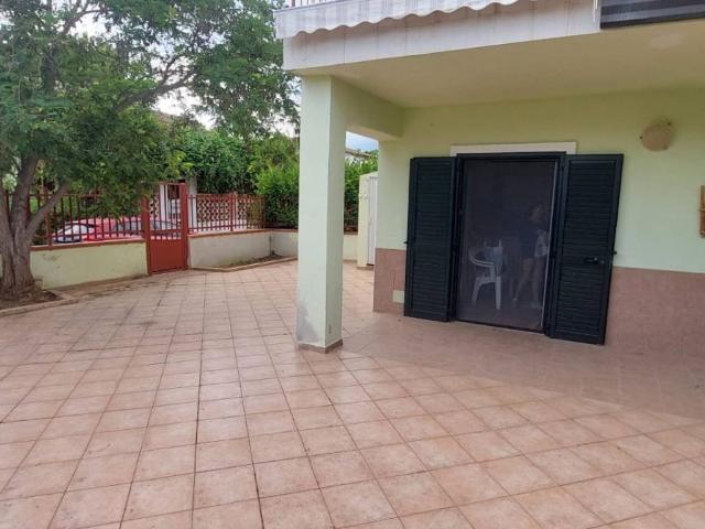 Villa in vendita a Cassano all'Ionio CS
