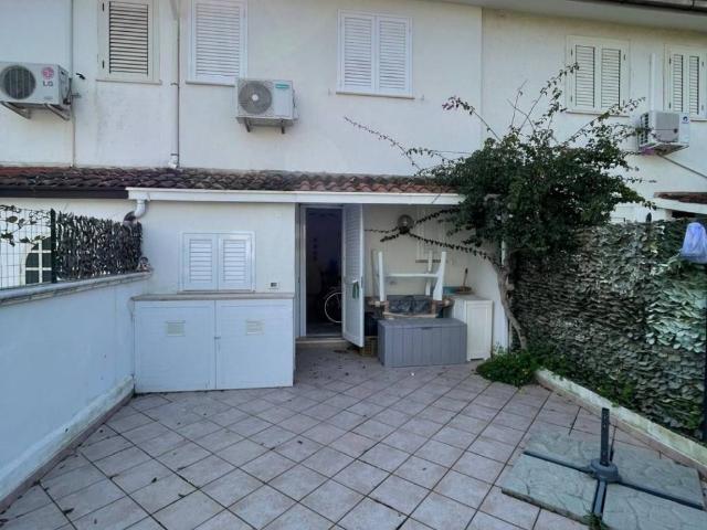 Villa in vendita a Cassano all'Ionio CS