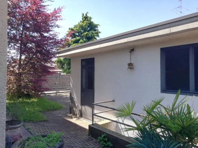 Villa in vendita a Cassano Magnago VA