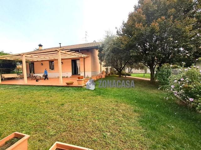 Villa in vendita a Cassano Magnago VA