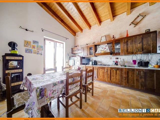 Villa in vendita a Cassano Magnago VA