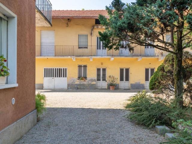 Villa in vendita a Cassano Magnago VA