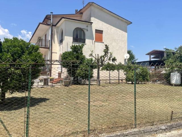 Villa in vendita a Cassino FR