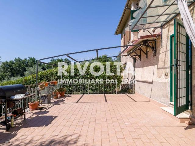 Villa in vendita a Casperia RI