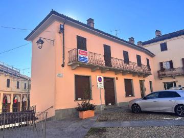 Villa in vendita a Castagnole delle Lanze AT