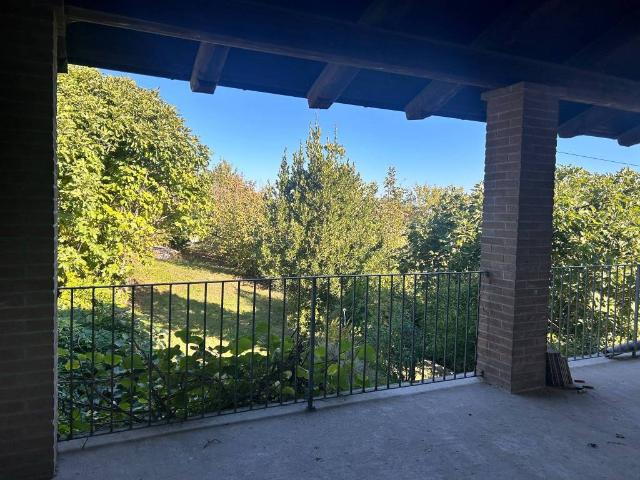 Villa in vendita a Castagnole delle Lanze AT