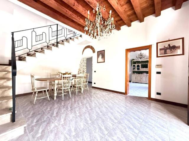 Villa in vendita a Castagnaro VR