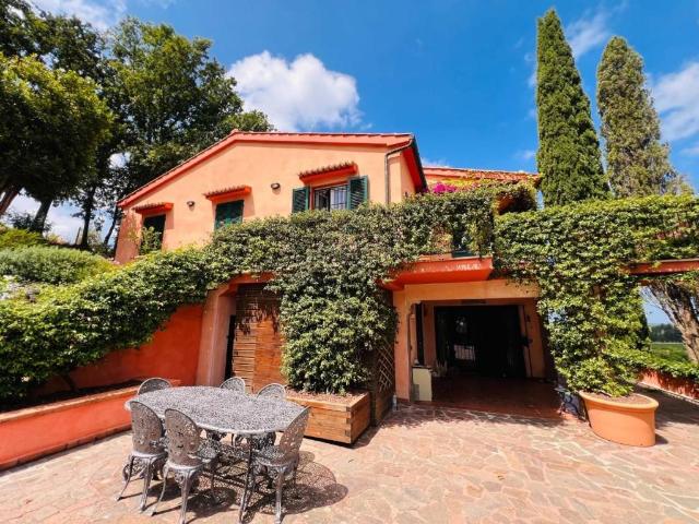 Villa in vendita a Castagneto Carducci LI