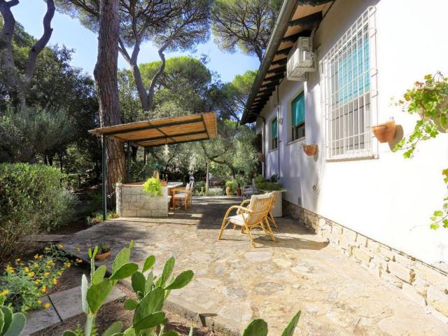 Villa in vendita a Castagneto Carducci LI