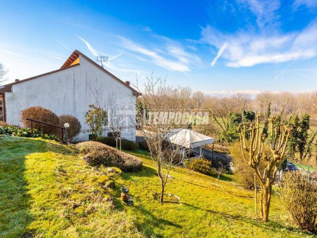 Villa in vendita a Castagneto Po TO